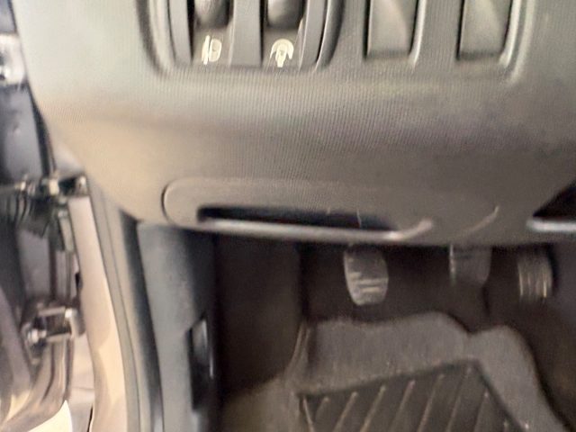RENAULT Clio usata, con USB