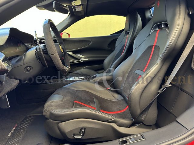 FERRARI SF90 usata, con Cerchi in lega