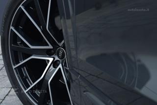AUDI Q8 usata, con Volante multifunzione