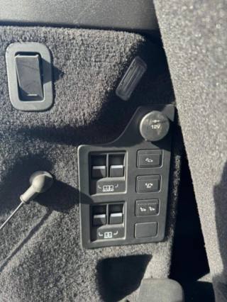 LAND ROVER Discovery usata, con USB
