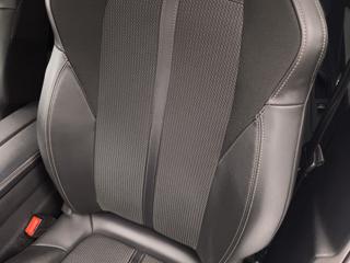 PEUGEOT 3008 usata, con Leve al volante