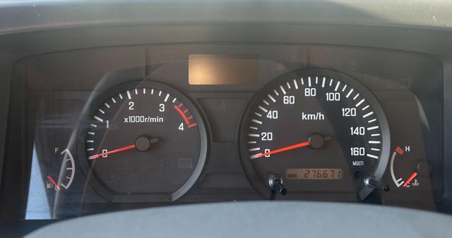 ISUZU NPR usata, con Chiusura centralizzata