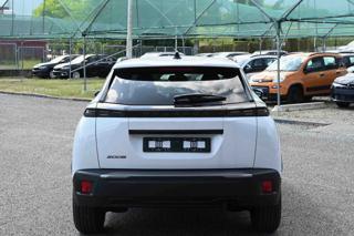 PEUGEOT 2008 usata, con Autoradio