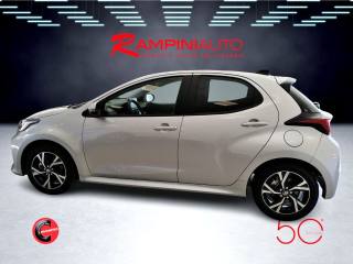 TOYOTA Yaris usata 10