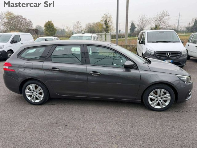 PEUGEOT 308 usata, con Alzacristalli elettrici