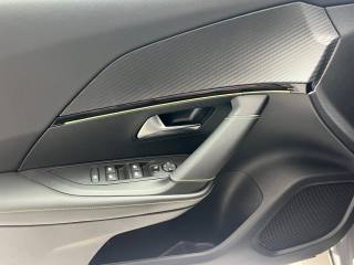 PEUGEOT 2008 usata, con Luci diurne LED