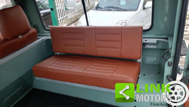 LAND ROVER Defender usata 14