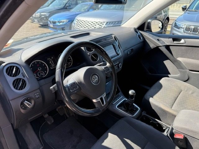VOLKSWAGEN Tiguan usata, con Boardcomputer
