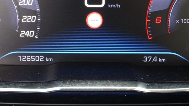PEUGEOT 3008 usata, con Sedile posteriore sdoppiato