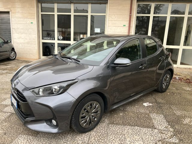 TOYOTA Yaris usata 1