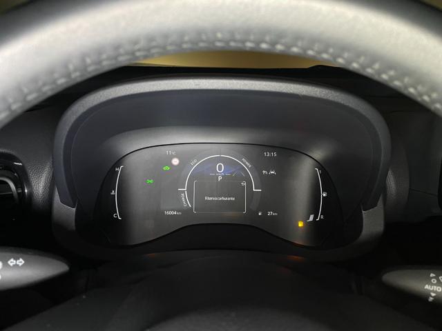 TOYOTA Yaris Cross usata, con Controllo automatico clima