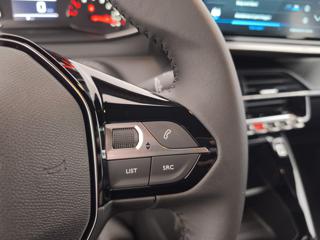 PEUGEOT 2008 usata, con Volante in pelle