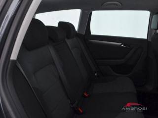VOLKSWAGEN Passat usata 10