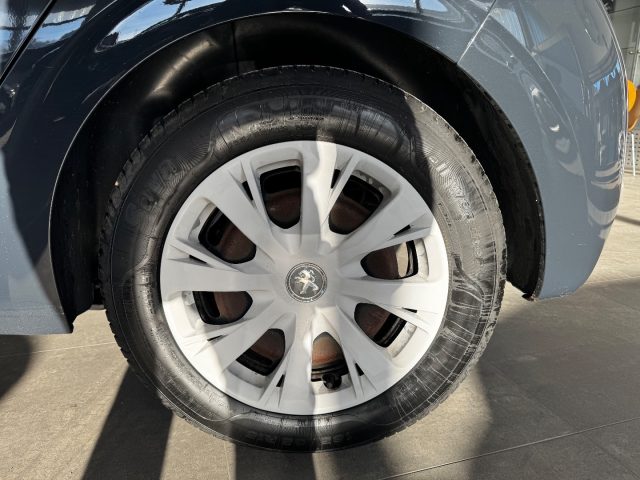 PEUGEOT 208 usata, con Fendinebbia