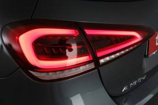 MERCEDES-BENZ A 180 usata 9