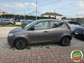 LANCIA Ypsilon usata, con Airbag