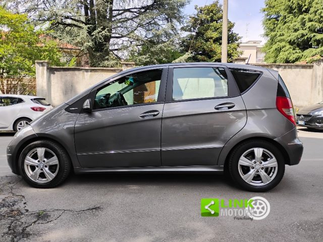 MERCEDES-BENZ A 160 usata, con Boardcomputer
