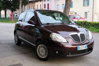 LANCIA Ypsilon usata, con Lettore CD
