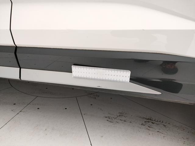 AUDI Q3 usata, con Sensori di parcheggio posteriori