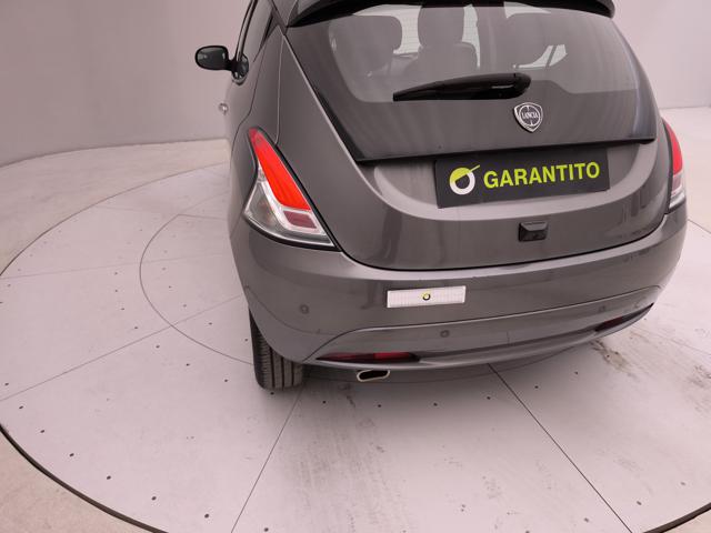 LANCIA Ypsilon usata, con Telecamera per parcheggio assistito