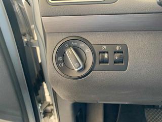 VOLKSWAGEN Touran usata, con Sensore di pioggia