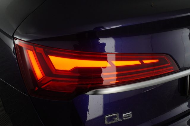 AUDI Q5 usata 17