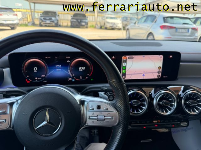 MERCEDES-BENZ CLA 200 usata, con Sedile posteriore sdoppiato