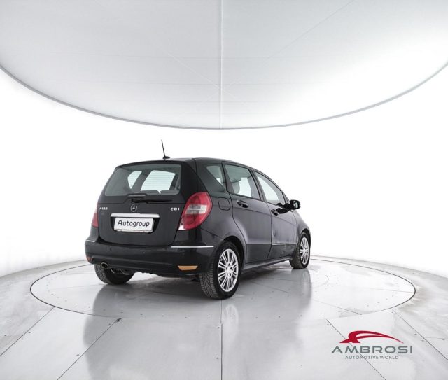 MERCEDES-BENZ A 180 usata 2