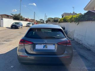 MERCEDES-BENZ A 180 usata, con Alzacristalli elettrici