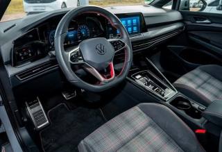 VOLKSWAGEN Golf usata, con Airbag laterali