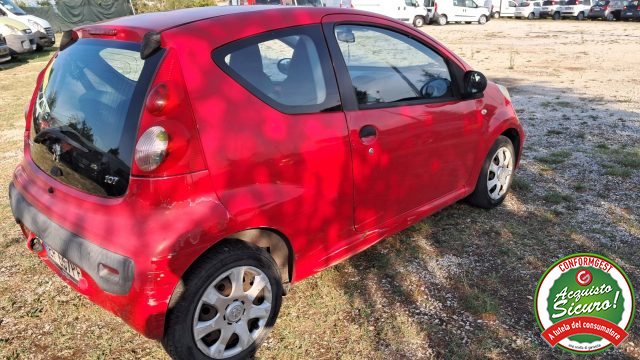 PEUGEOT 107 usata, con Airbag
