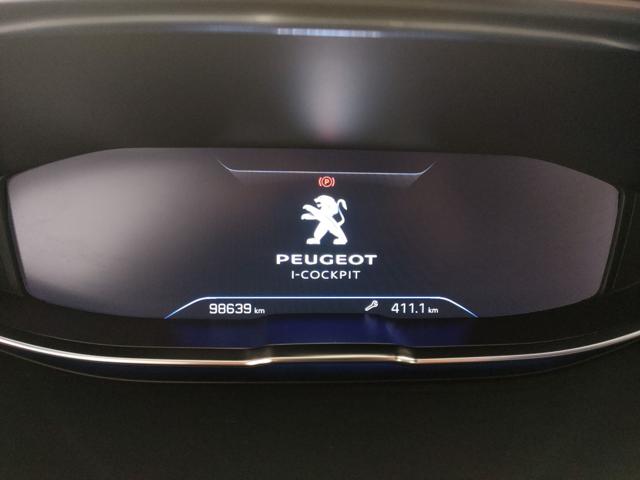 PEUGEOT 3008 usata, con Sedile posteriore sdoppiato