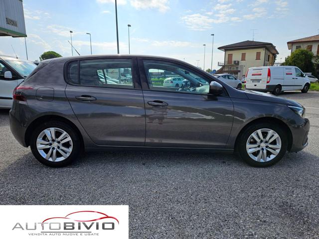 PEUGEOT 308 usata, con Boardcomputer