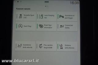 VOLVO XC40 usata, con Specchietti laterali elettrici