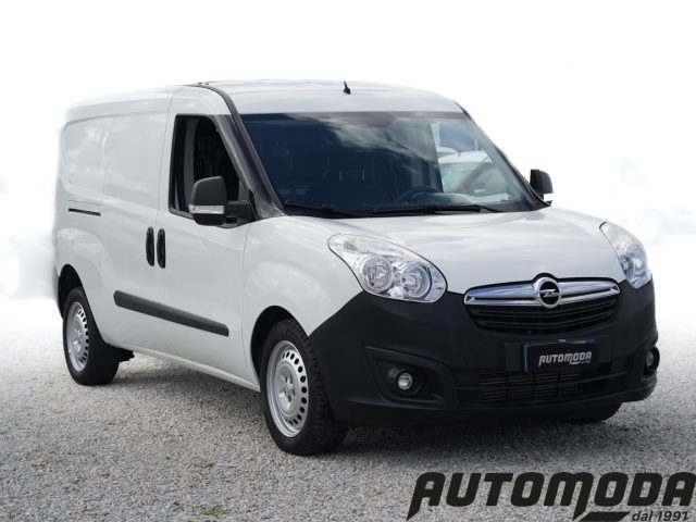 OPEL Combo usata, con Autoradio