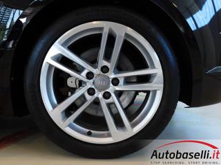 AUDI TT usata, con Sensori di parcheggio anteriori