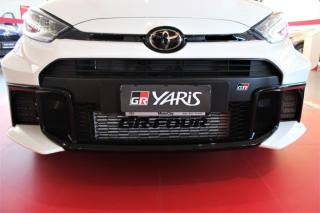 TOYOTA Yaris usata, con USB