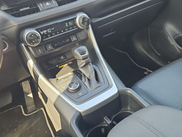 TOYOTA RAV 4 usata, con Bluetooth