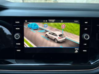 VOLKSWAGEN Taigo usata, con Leve al volante