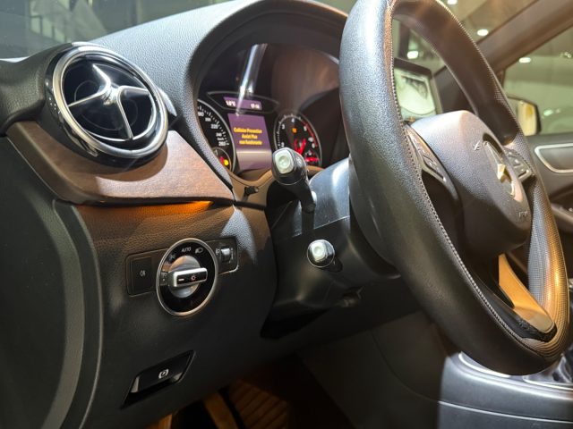 MERCEDES-BENZ B 180 usata, con Lettore CD