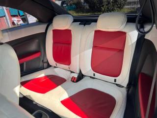 VOLKSWAGEN Maggiolino usata, con Volante in pelle