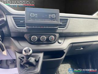 RENAULT Trafic usata, con USB