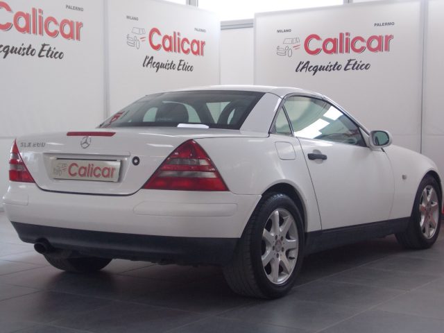 MERCEDES-BENZ SLK 200 usata, con Cerchi in lega