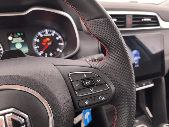 MG ZS usata, con USB