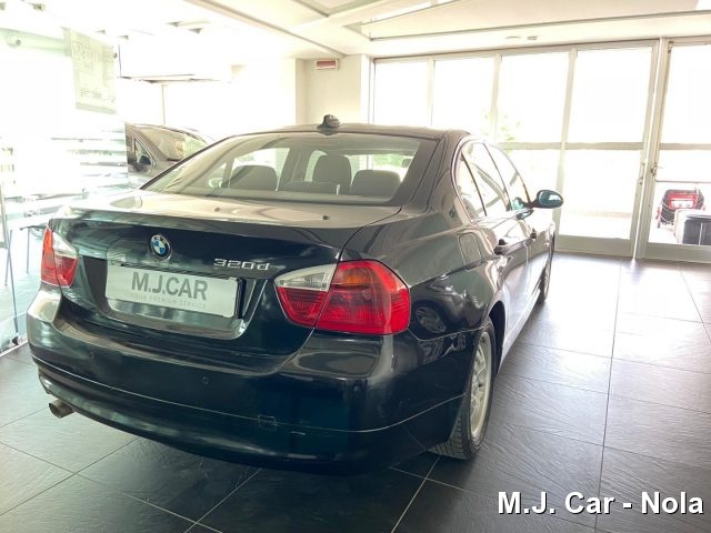 BMW 320 usata, con Autoradio