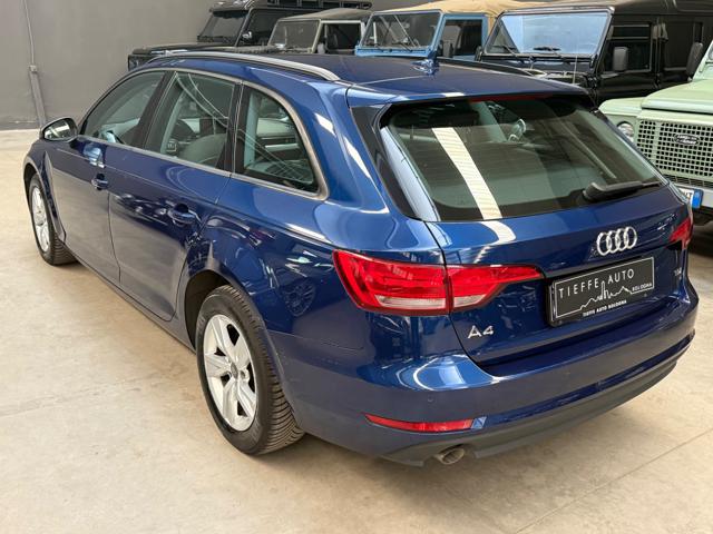 AUDI A4 usata, con Autoradio
