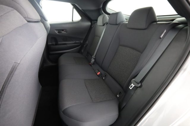 TOYOTA C-HR usata 9