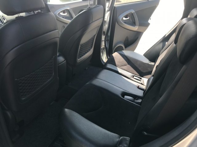 TOYOTA RAV 4 usata, con Boardcomputer