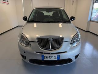 LANCIA Ypsilon usata, con Airbag