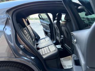 ALFA ROMEO Stelvio usata, con Controllo automatico clima